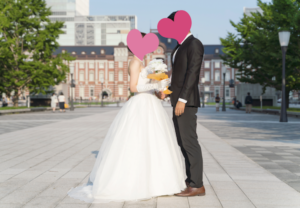 東京駅前でのウエディングフォト